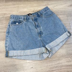 BDG Mom High Rise Demin Shorts